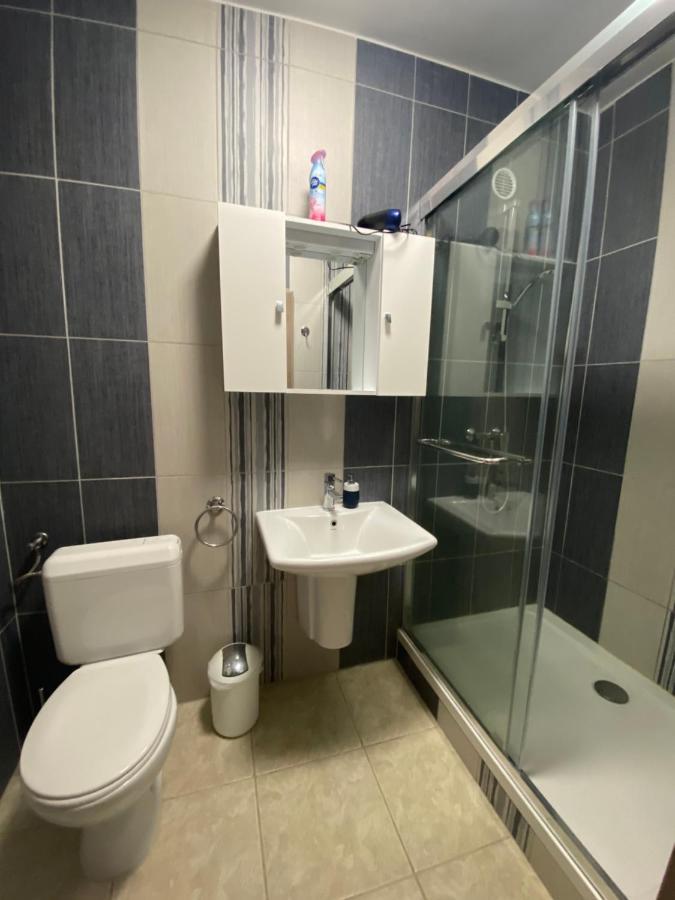 Eszter Apartman Eger Eksteriør billede